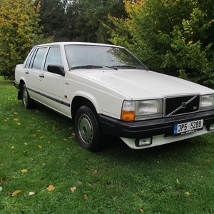 ERVÍN BARTŮNĚK - galerie